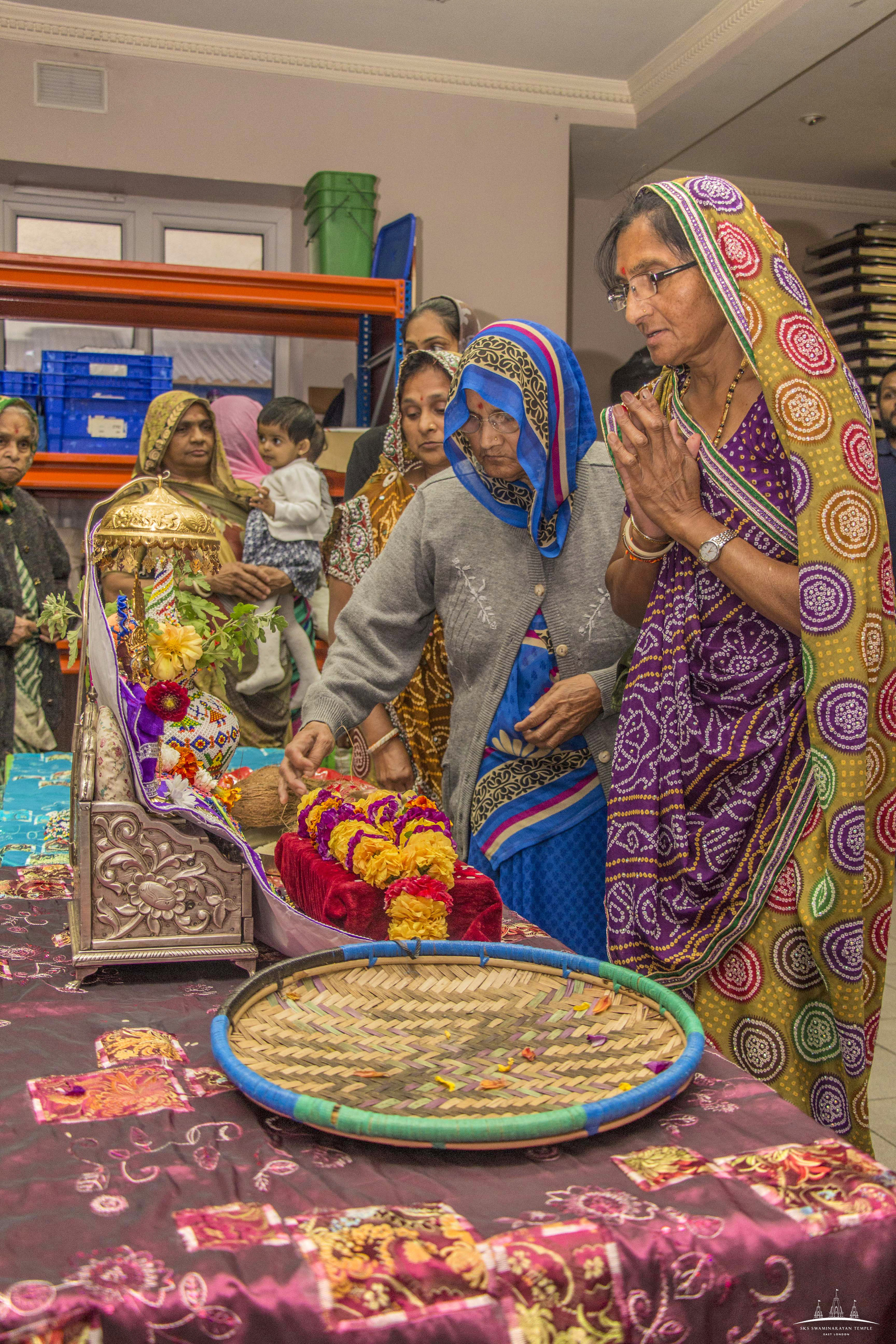 ©1987-2017 SKS Swaminarayan Temple East London